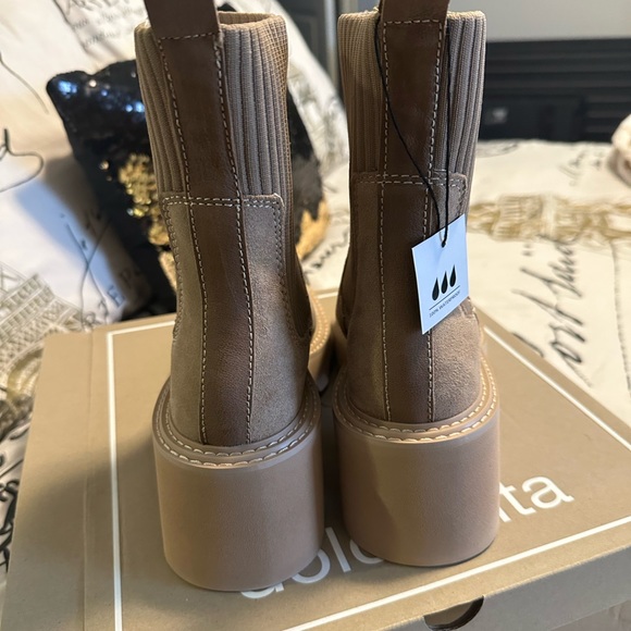 Dolce Vita boots - Picture 3 of 6